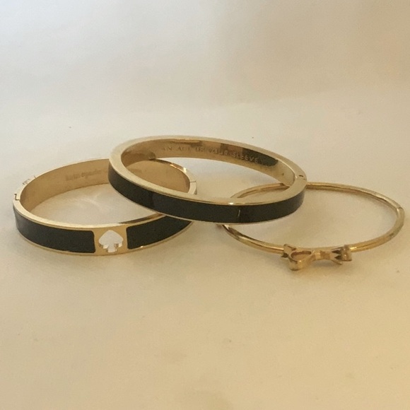 Kate Spade An Ace Up Your Sleeve Spade & Gold Bow Stackable Bracelets - GUC - Picture 1 of 14